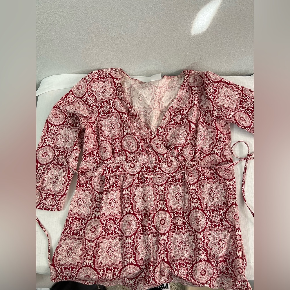 Motherhood maternity red shirt‎ M